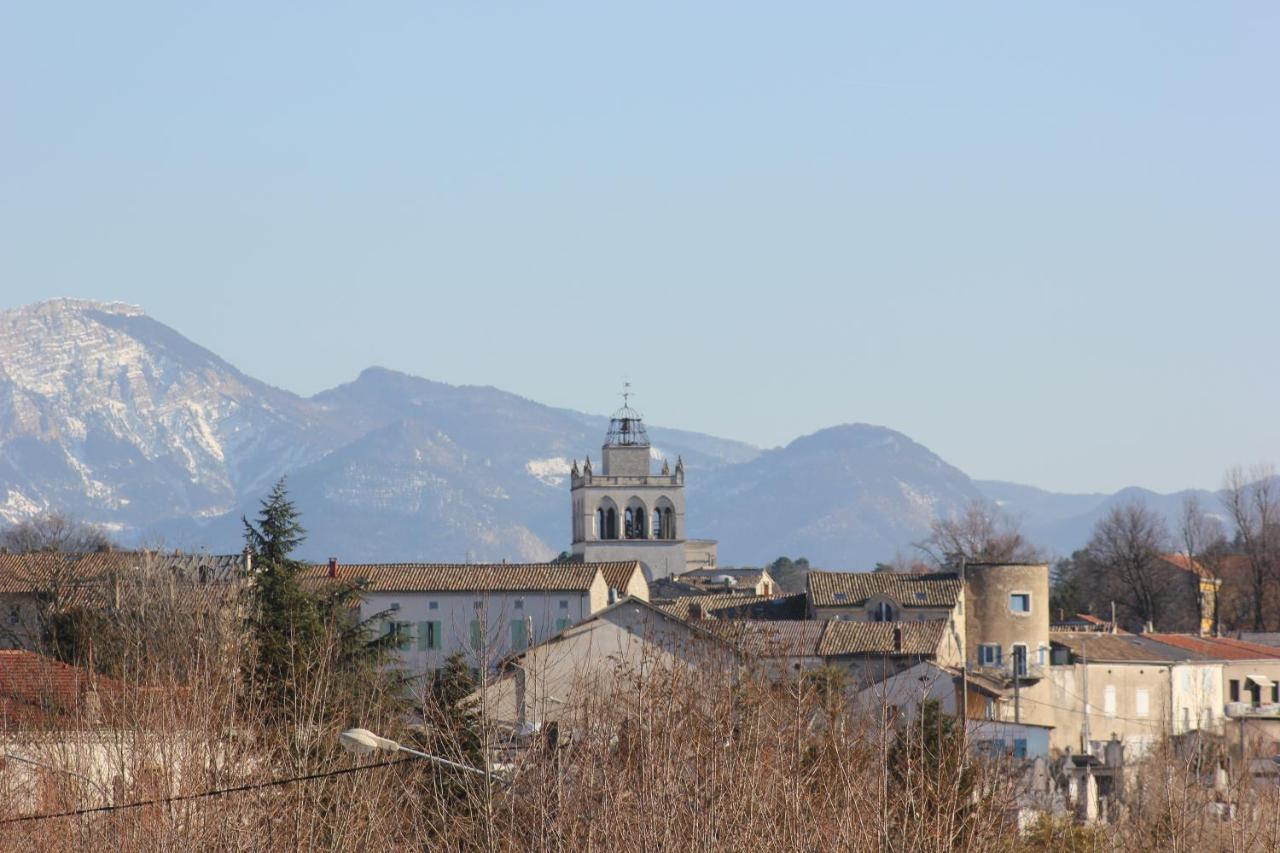 Logis Hotel & Restaurant Le Carnot Ди Номер фото