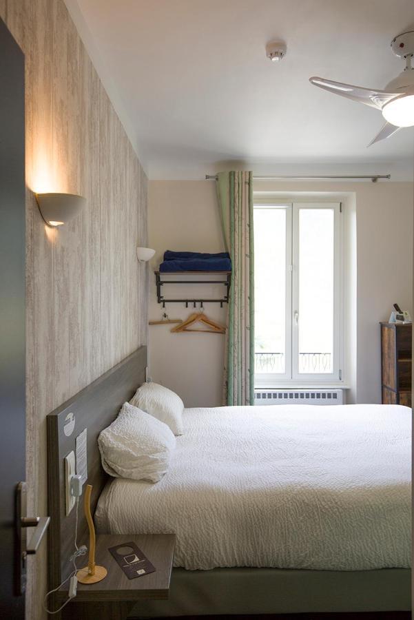 Logis Hotel & Restaurant Le Carnot Ди Экстерьер фото