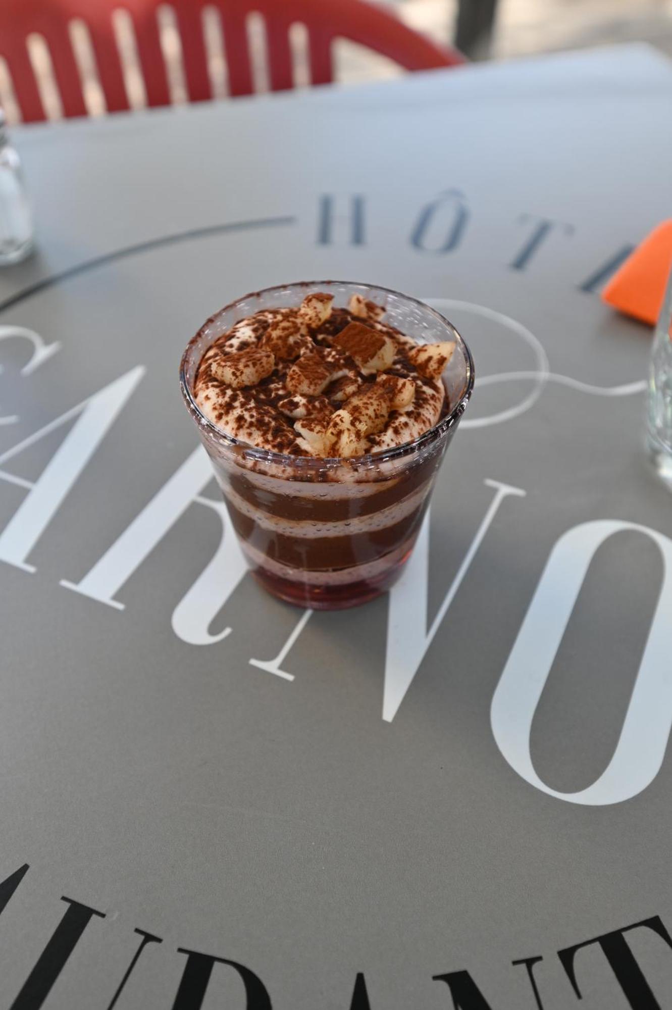 Logis Hotel & Restaurant Le Carnot Ди Экстерьер фото