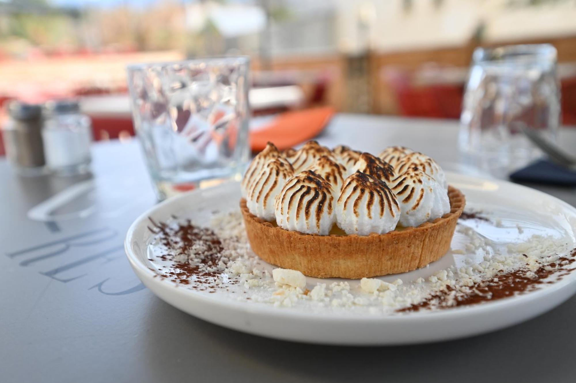 Logis Hotel & Restaurant Le Carnot Ди Экстерьер фото